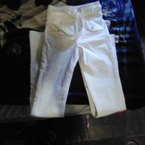 Cute white pants